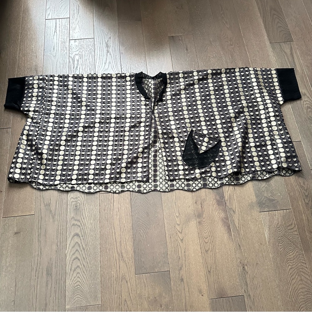 Black and White Kimono One Size Plus Size
